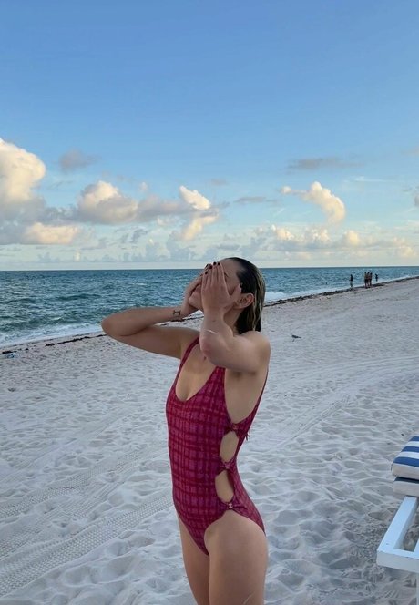 Phoebe Tonkin only fans leak