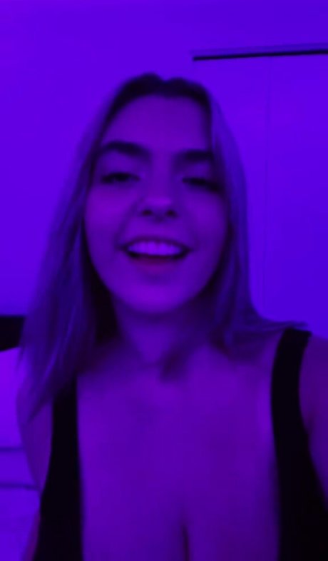 Sierra Bellingar onlyfans star