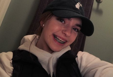 Sierra Bellingar leaked onlyfans.