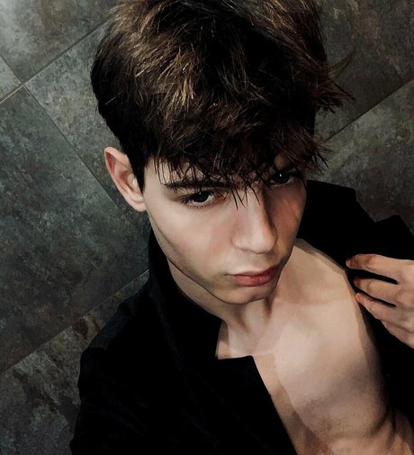 vipsasalex only fans naked