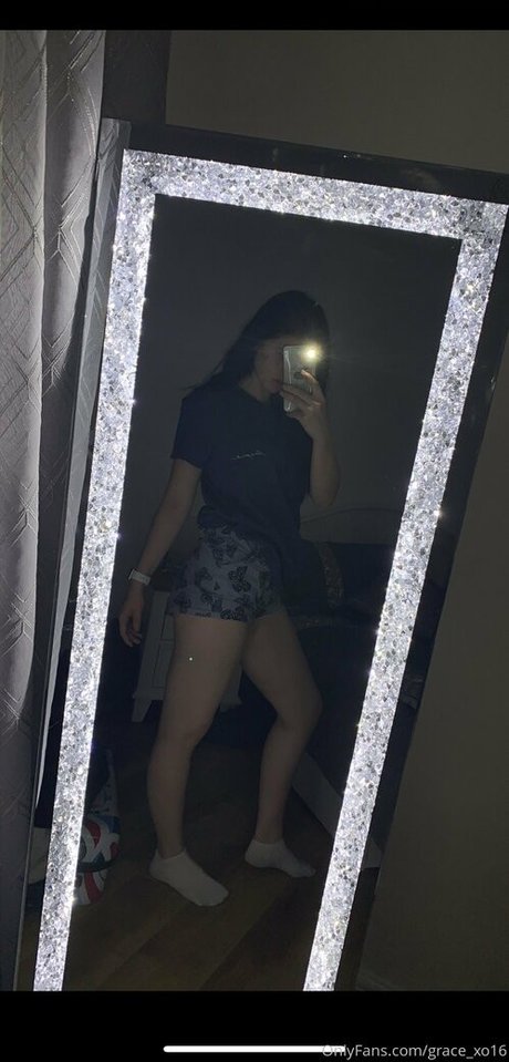 grace xo16 onlyfans nude