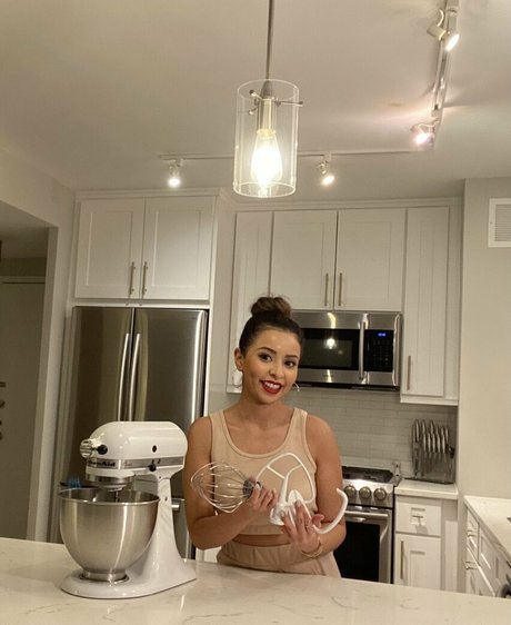 irisinthekitchen onlyfans leaj