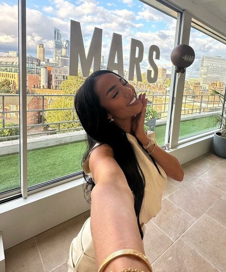 Arianna Ajtar onlyfans sex