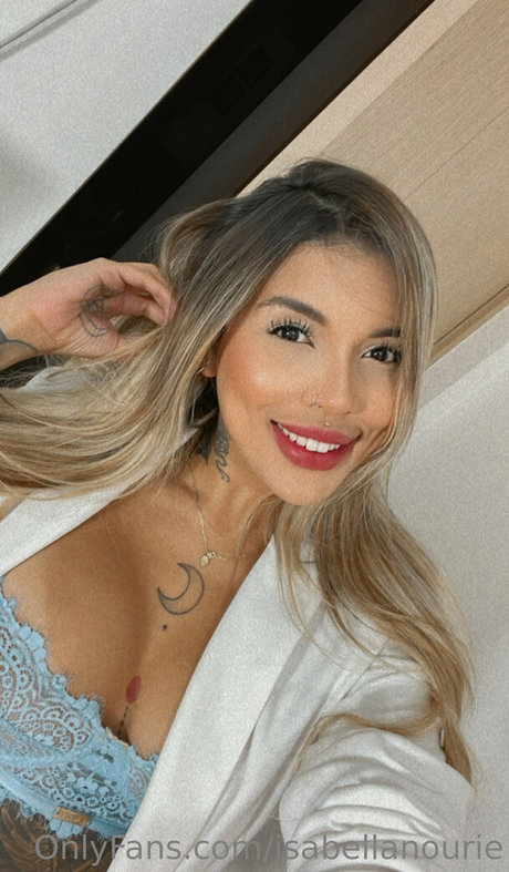 isabellanourie onlyfans photos