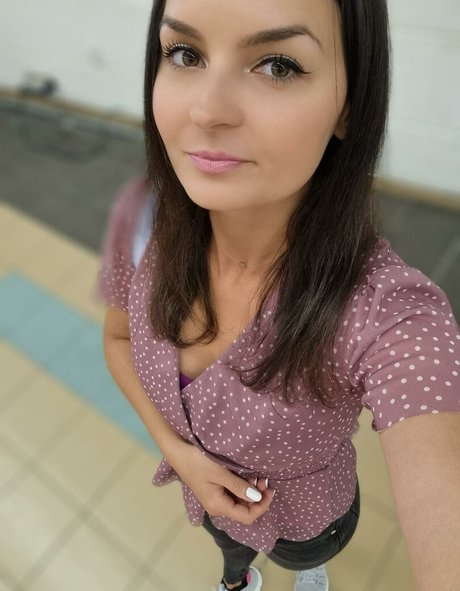 sweet and sour91 only fans pics