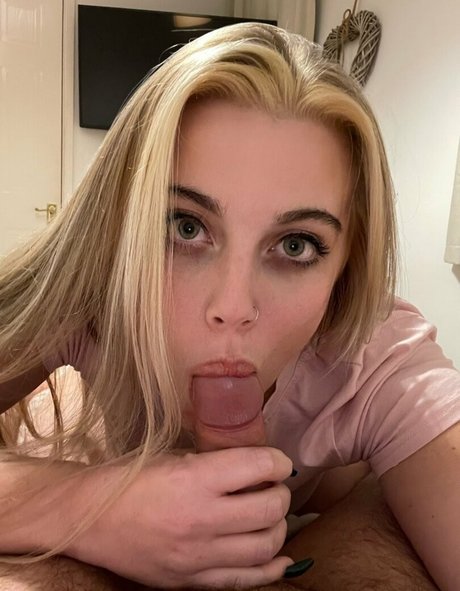 daisyevelane onlyfans naked