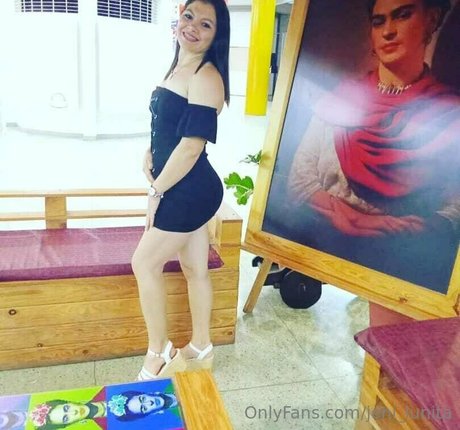 shantal sq naked onlyfans