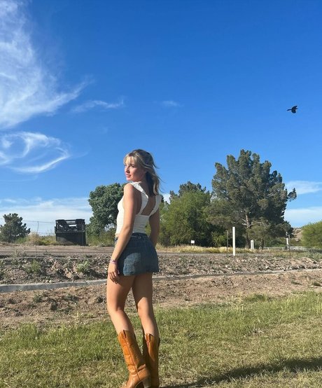 Brynn Rumfallo onlyfans sex