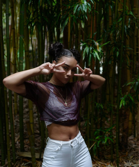 Alix Lapri onlyfans leaked nude