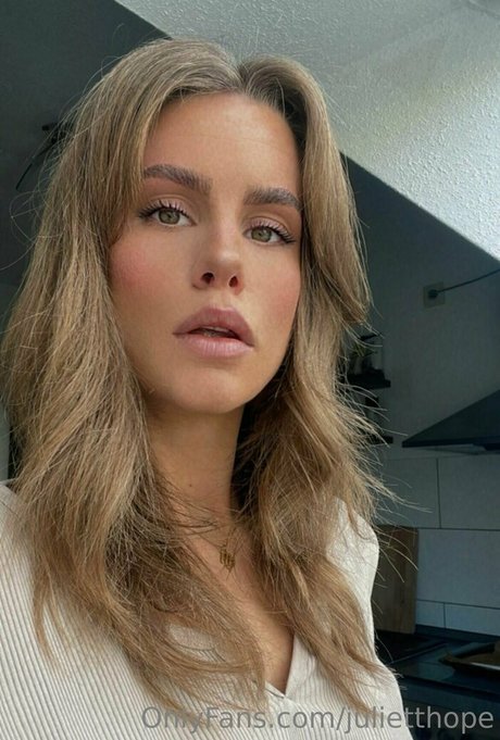 julietthope nude only fans leaks