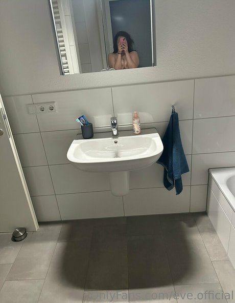 eve official pics onlyfans