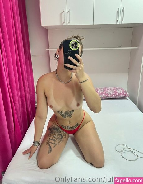 julicaroline hot onlyfans