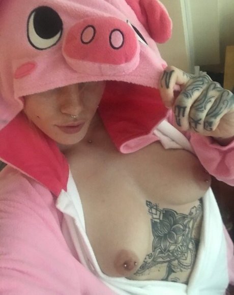 Itsbeadux onlyfans pic