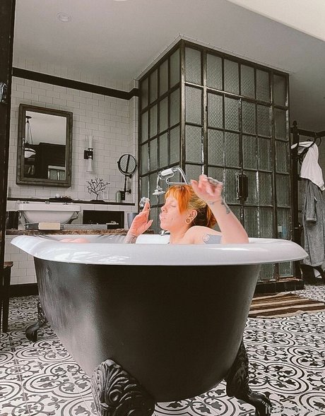 Itsbeadux onlyfans nudes