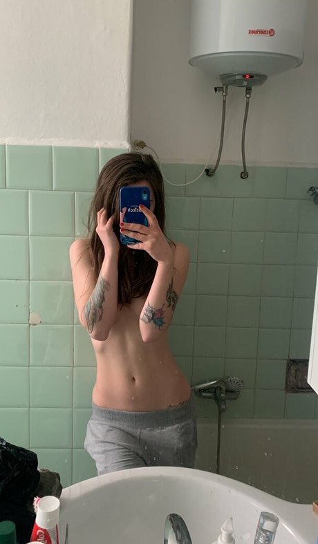 WeronikaAria leak onlyfans nude