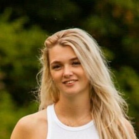 Abi Coombes onlyfans nude content