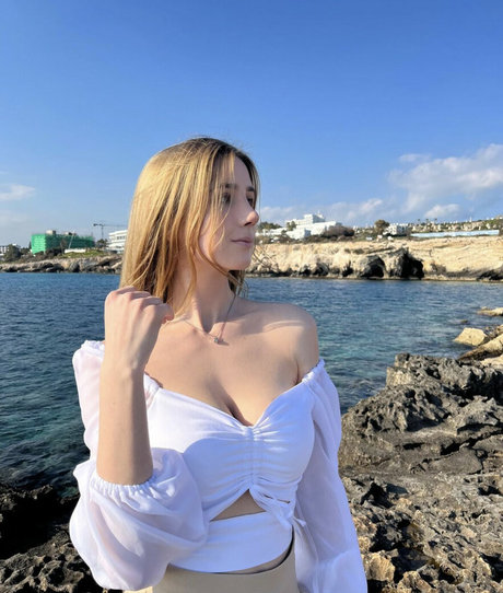 mira s lava onlyfans creator