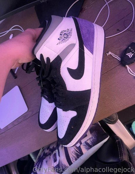 alphacollegejock onlyfans leak sex