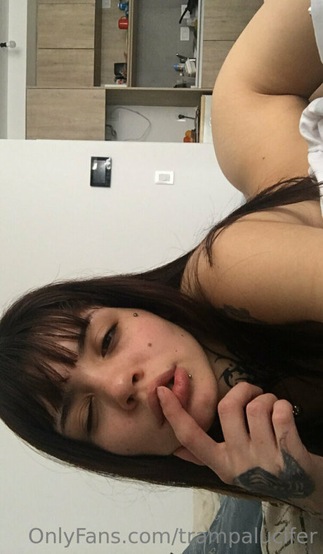 trampalucifer onlyfans boobs