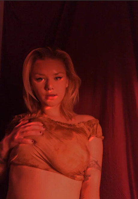 daisy world nude onlyfans pics