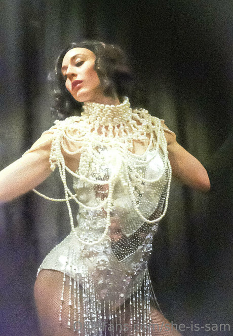 she is sam strip onlyfans