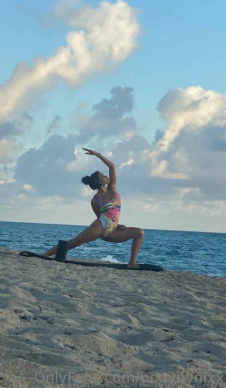 bodybynixx nudes onlyfans leaked