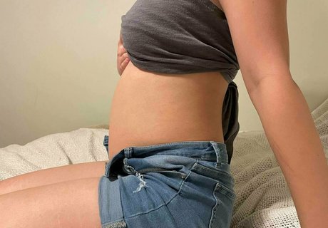 asianbellygirl onlyfans nudes porn