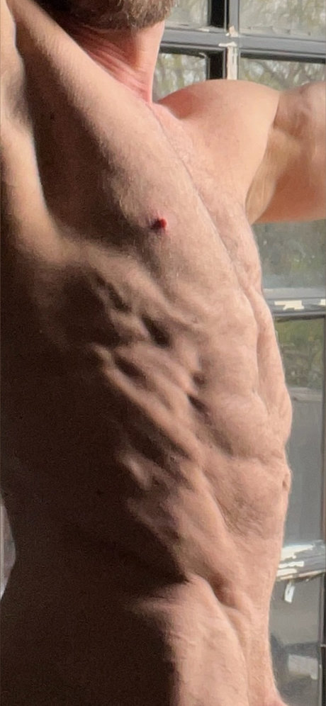MuscleBull onlyfans nude pictures