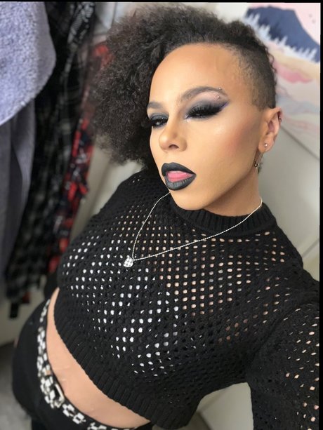 Felicia Grayson naked onlyfans