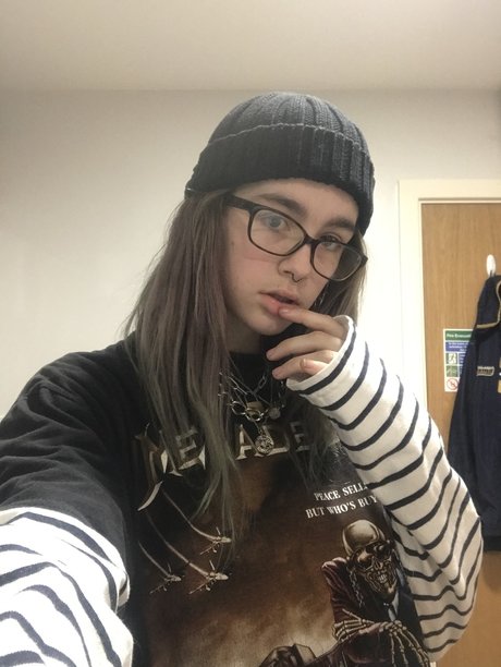 Dumbieheadass onlyfans nude leaked