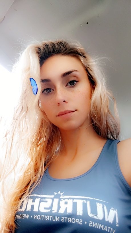 Dani Starr nude onlyfans