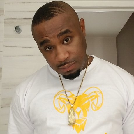 Dutchavelli onlyfans pictures