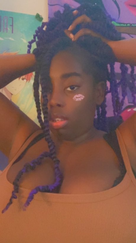 Teeonii nudes only fans