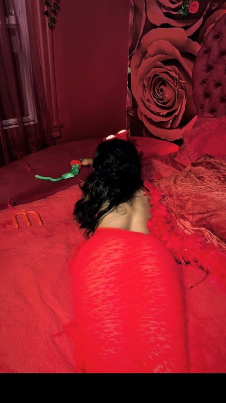 Lainaaa onlyfans leaks nudes