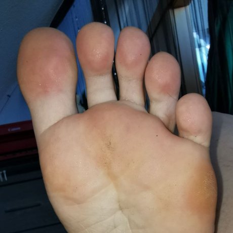 Mymuskyboyfeet porn leaked onlyfans