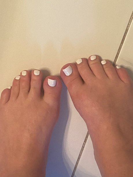 MyFeetAreHereForIt ass onlyfans