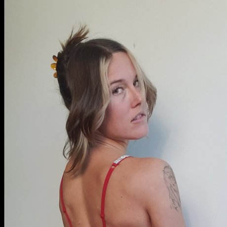 The Maytrix naked on onlyfans