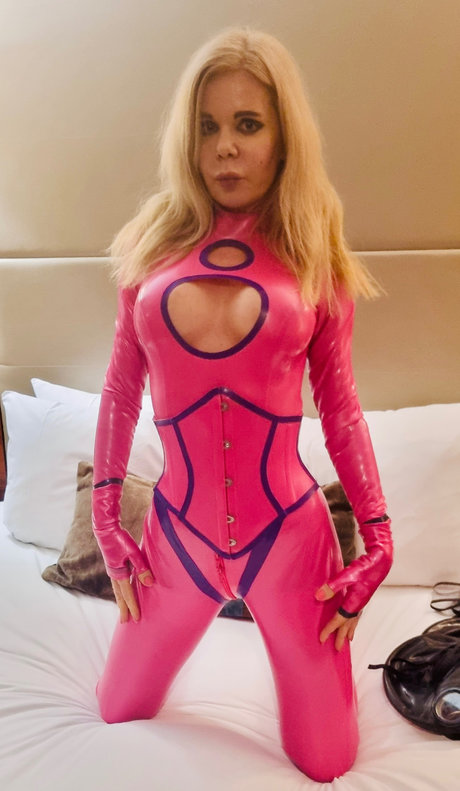 Rose du Jour onlyfans.