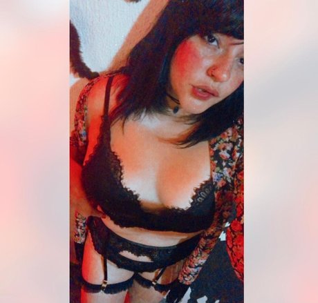 Gaia Kishar naked onlyfans pics