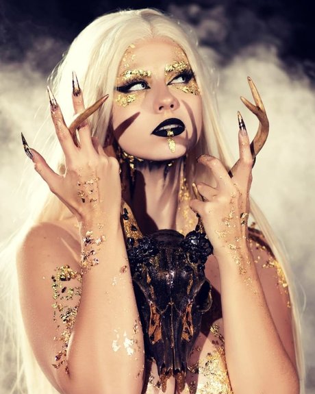 ElvenCynic only fans naked