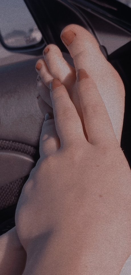 Katie s Feet 4 you new onlyfans leaks