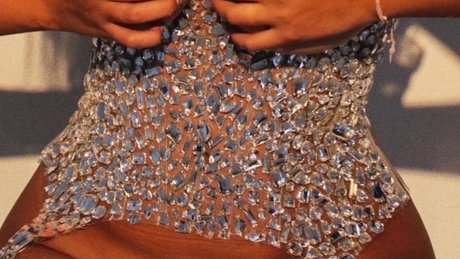 Goddess V onlyfans model photos