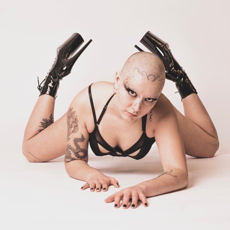 Mx Violet only fans photos