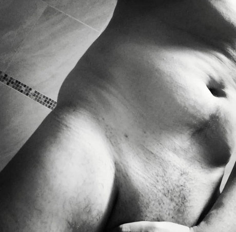 NakedLeon onlyfans leake