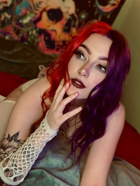 Nadia Roselyn onlyfans naked pics