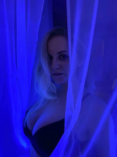 Erin Renee onlyfans leaked pics