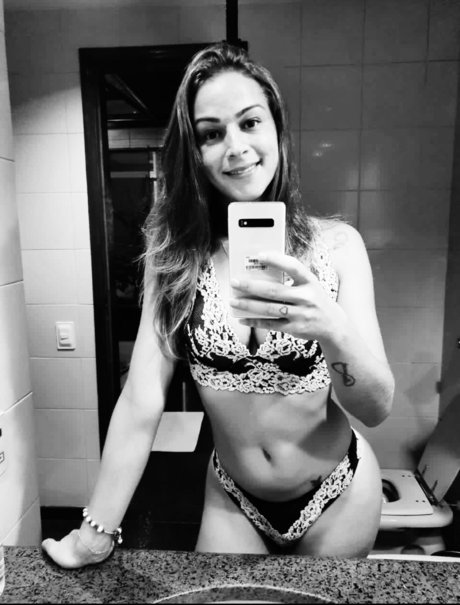 Danydecastro onlyfans post