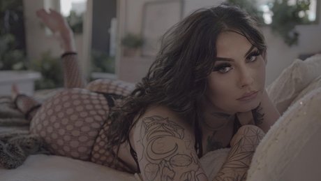 delaneyluvv onlyfans leajs