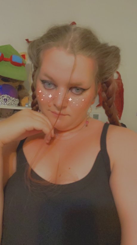 Cursity Darkness onlyfans nude