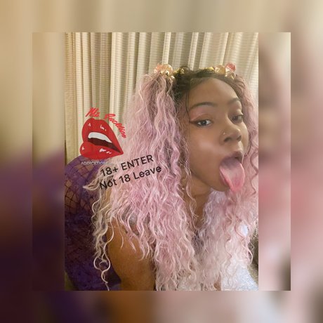 Mz Sucktion onlyfans photos